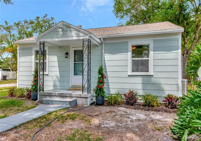 2nd image of 1419 55th St S, Gulfport, FL 33707 | MLS# TB8540174