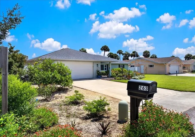 Photo 3 of Single family home for sale at 263 Ocean Palm Dr, Flagler Beach, FL 32136 | MLS# FC320790 | Listing updated on 2026-09-20