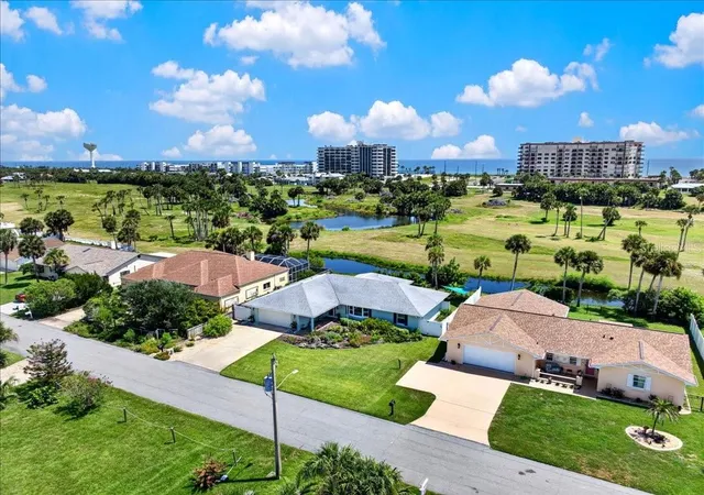 Photo 4 of Single family home for sale at 263 Ocean Palm Dr, Flagler Beach, FL 32136 | MLS# FC320790 | Listing updated on 2026-09-20