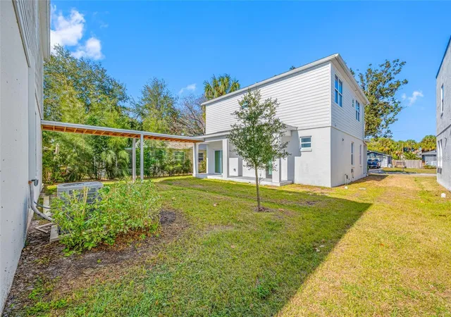 2nd image of 6910 Dartmouth Ave N, Saint Petersburg, FL 33710 | MLS# TB8540185