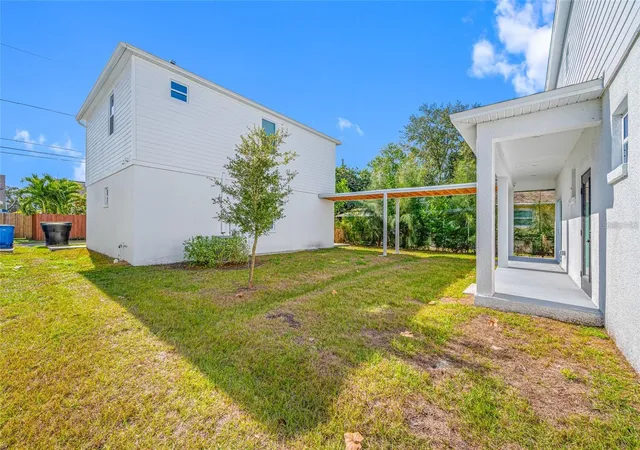 3rd image of 6910 Dartmouth Ave N, Saint Petersburg, FL 33710 | MLS# TB8540185