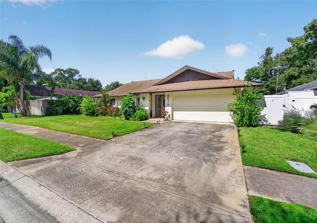Photo 2 of Single family home for sale at 5674 Bay Pines Lakes Blvd, Saint Petersburg, FL 33708 | MLS# TB8540190 | Listing updated on 2026-09-13