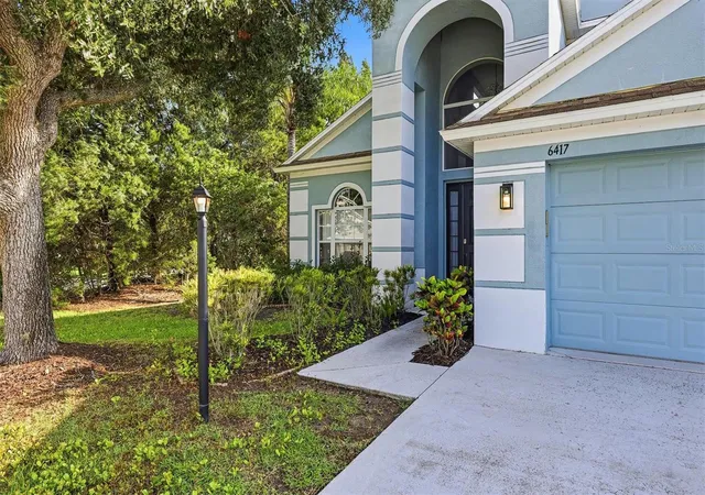 Photo 3 of Single family home for sale at 6417 Blue Grosbeak Cir, Bradenton, FL 34202 | MLS# A4703388 | Listing updated on 2026-10-20