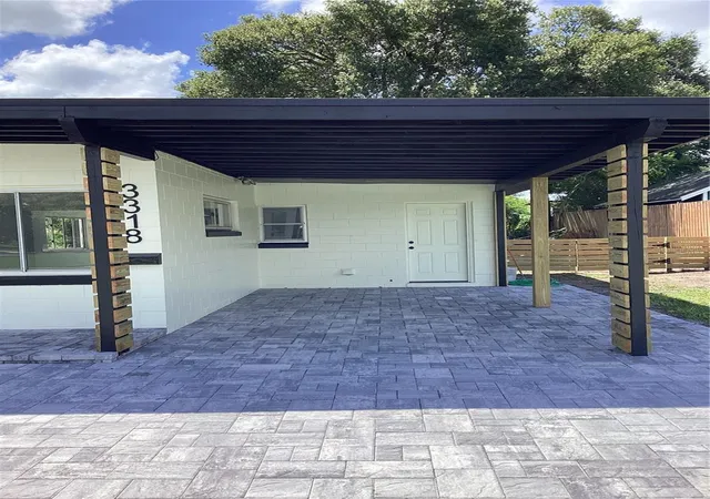 Photo 2 of Single family home for sale at 3318 Debbie Dr, Orlando, FL 32806 | MLS# S5155888 | Listing updated on 2026-10-29
