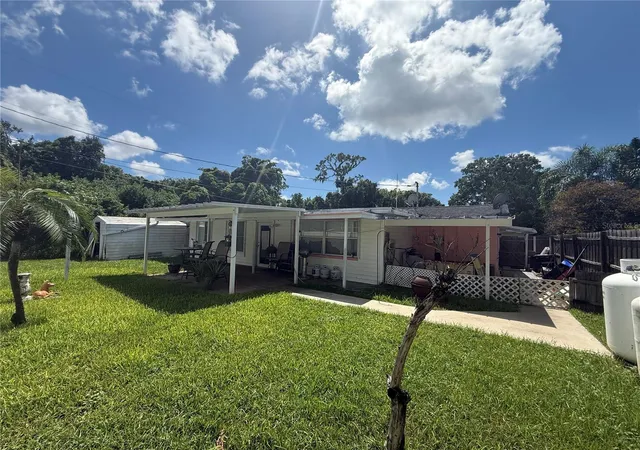 3rd image of 1650 Aqua Ln, Holiday, FL 34691 | MLS# O6434724