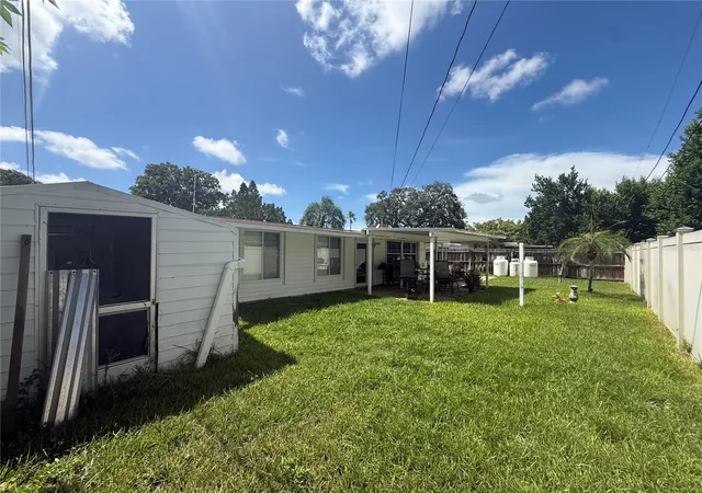 4th image of 1650 Aqua Ln, Holiday, FL 34691 | MLS# O6434724