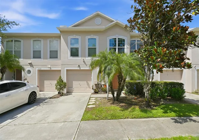 2nd image of 4604 Ashburn Square Dr, Tampa, FL 33610 | MLS# TB8540210