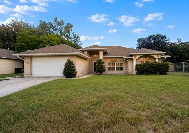 Photo 1 of Single family home for sale at 2007 N Parkton Dr, Deltona, FL 32725 | MLS# O6434726 | Listing updated on 2026-08-29