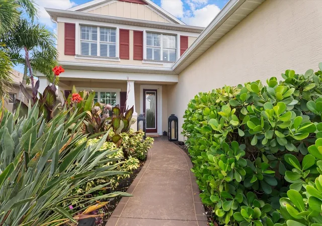 2nd image of 4522 Cedar Brush Ter, Sarasota, FL 34243 | MLS# A4703393