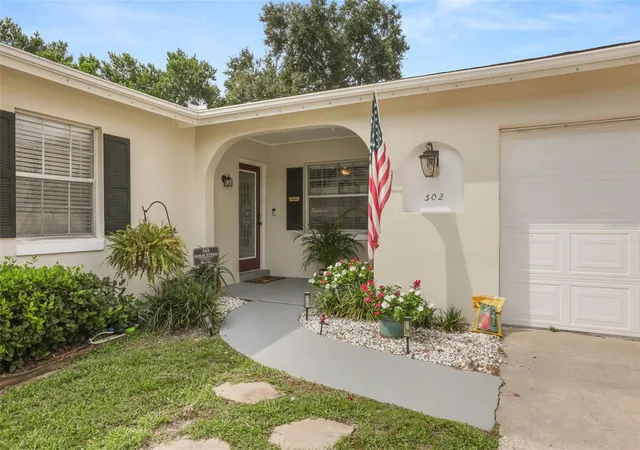 Photo 3 of Single family home for sale at 502 Benedict Ct, Casselberry, FL 32707 | MLS# O6434737 | Listing updated on 2026-09-21