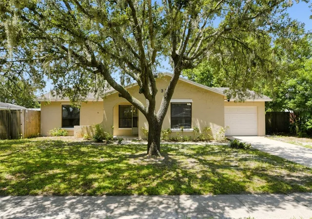 Single family home for sale at 377 Brittany Cir, CASSELBERRY, FL 32707 | MLS# O6434745