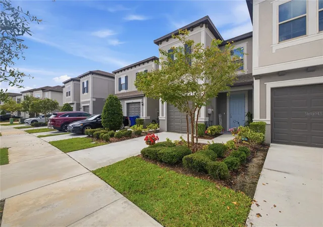 2nd image of 31990 Blue Passing, Wesley Chapel, FL 33545 | MLS# TB8540253