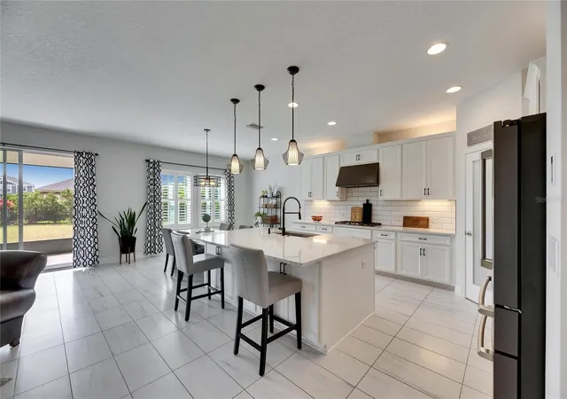 Photo 3 of Single family home for sale at 7528 Paradiso Dr, Apollo Beach, FL 33572 | MLS# TB8540268 | Listing updated on 2026-09-04