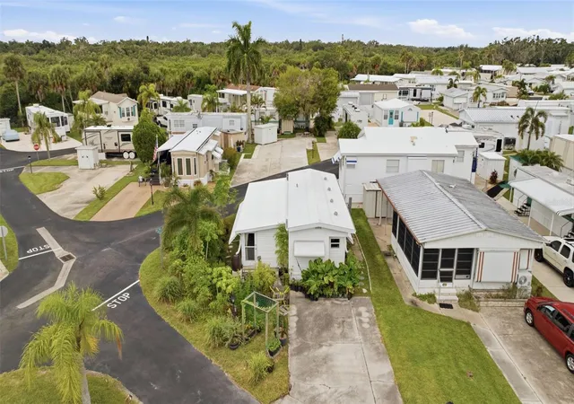 2nd image of 2215 73rd St E #162, Palmetto, FL 34221 | MLS# A4703405