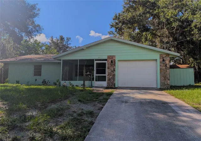 Photo 1 of Single family home for sale at 2871 W Albatross Rd, Avon Park, FL 33825 | MLS# O6434766 | Listing updated on 2026-10-01