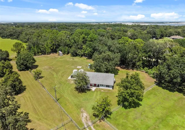 Photo 3 of Single family home for sale at 3546 Futch Rd, Plant City, FL 33566 | MLS# S5155901 | Listing updated on 2026-10-07