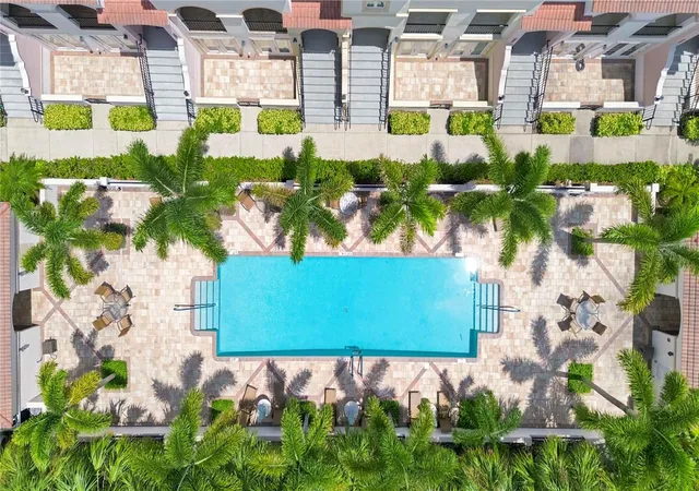 2nd image of 435 Nokomis Ave S #312, Venice, FL 34285 | MLS# A4703408