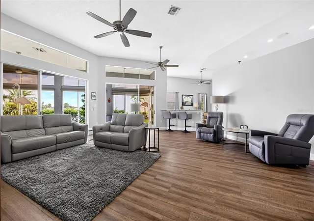 Photo 4 of Single family home for sale at 632 Crossfield Cir #44, Venice, FL 34293 | MLS# C7529751 | Listing updated on 2026-10-08