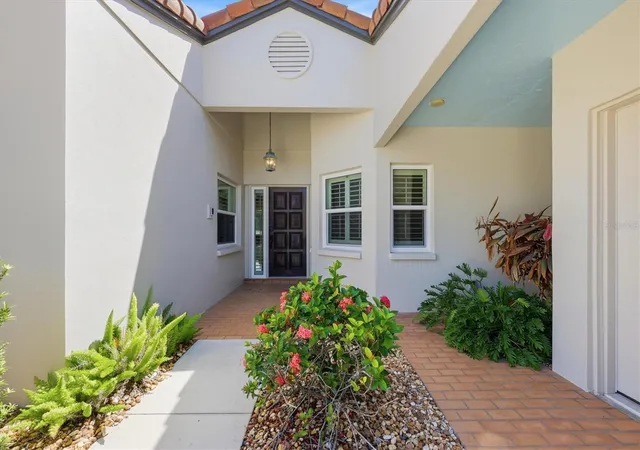 Photo 3 of Single family home for sale at 7765 Calle Facil, Sarasota, FL 34238 | MLS# A4703413 | Listing updated on 2026-10-05