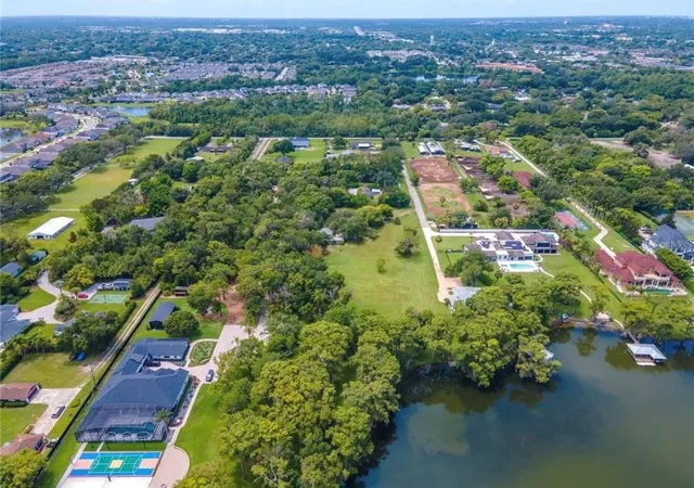 Photo 3 of Land for sale at 1133 Bella Lago Cvs, Winter Park, FL 32792 | MLS# O6434781 | Listing updated on 2026-09-21