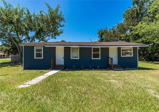Photo 1 of Single family home for sale at 1422 Basin St, Winter Garden, FL 34787 | MLS# V4950812 | Listing updated on 2026-09-18