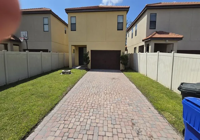 2nd image of 340 Spruce Pine Rd, Ocoee, FL 34761 | MLS# S5155909