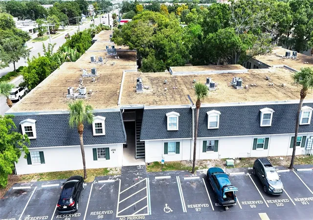 2nd image of 4335 Aegean Dr, TAMPA, FL 33611