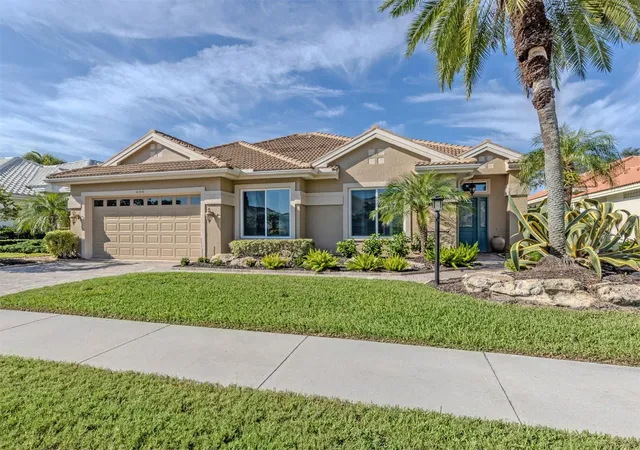 Photo 2 of Single family home for sale at 406 Wellington Ct, Venice, FL 34292 | MLS# N6145412 | Listing updated on 2026-09-16