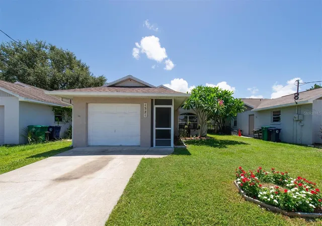 Photo 2 of Single family home for sale at 1521 13th St W, Palmetto, FL 34221 | MLS# TB8540347 | Listing updated on 2026-10-08
