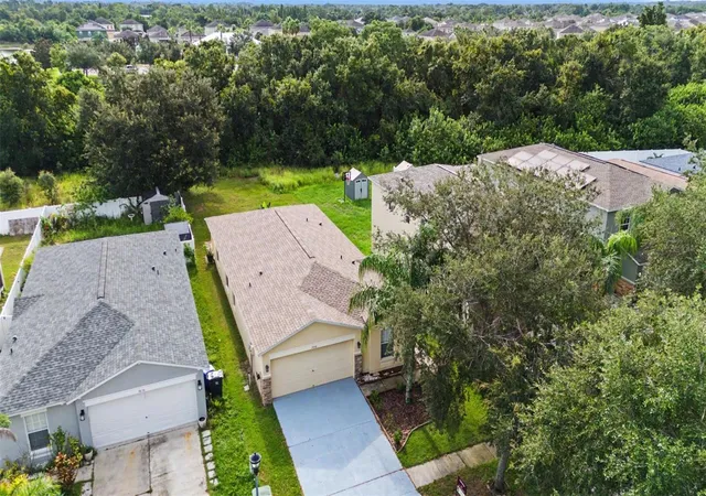 Photo 3 of Single family home for sale at 7838 Carriage Pointe Dr, Gibsonton, FL 33534 | MLS# TB8540350 | Listing updated on 2026-09-30