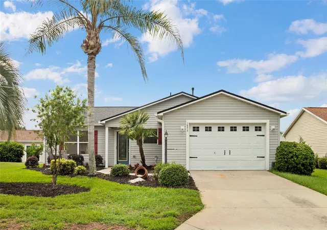 Single family home for sale at 16804 SE 96th Chapelwood Cir #52, THE VILLAGES, FL 32162 | MLS# OM730692