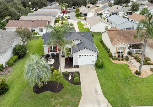Photo 1 of Single family home for sale at 16804 SE 96th Chapelwood Cir #52, The Villages, FL 32162 | MLS# OM730692 | Listing updated on 2026-09-21
