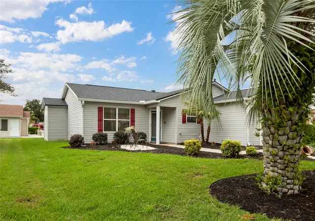 Photo 3 of Single family home for sale at 16804 SE 96th Chapelwood Cir #52, The Villages, FL 32162 | MLS# OM730692 | Listing updated on 2026-09-21