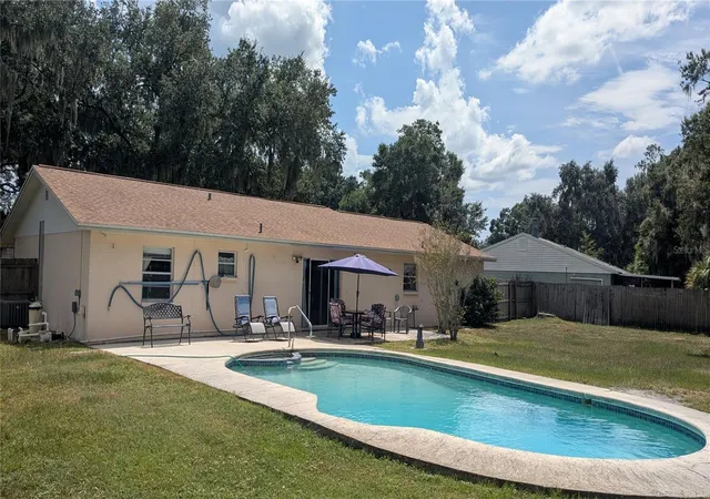 Photo 3 of Single family home for sale at 5045 Misty Lake Dr, Mulberry, FL 33860 | MLS# O6434818 | Listing updated on 2026-10-03