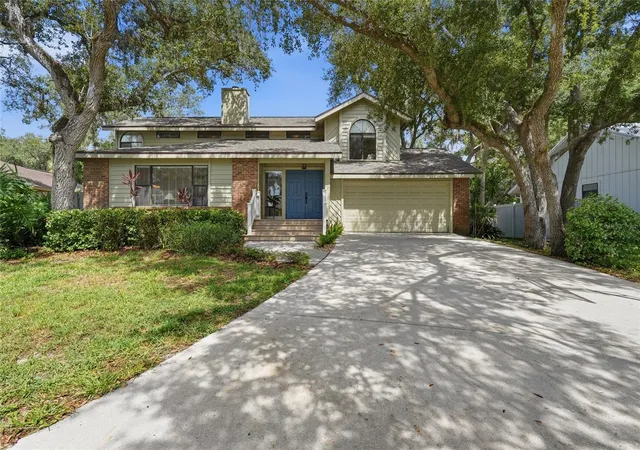 Photo 1 of Single family home for sale at 735 Forestview Dr, Sarasota, FL 34232 | MLS# A4703433 | Listing updated on 2026-08-29