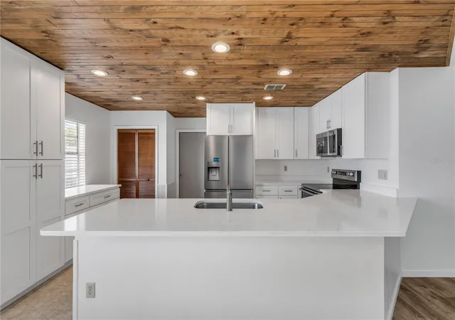 Photo 2 of Single family home for sale at 1870 Queen Palm Dr, Edgewater, FL 32141 | MLS# NS1089032 | Listing updated on 2026-09-03