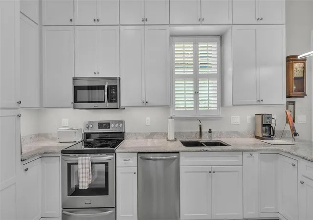 5th image of 3003 Wood Duck Dr, Polk City, FL 33868 | MLS# L4964418