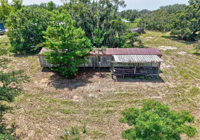 3rd image of 36931 Leslye Ln, Eustis, FL 32736 | MLS# TB8540376