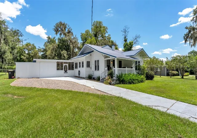 2nd image of 7006 Beverly Rd, Lakeland, FL 33813 | MLS# L4964419