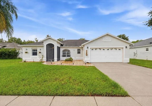 Photo 1 of Single family home for sale at 5156 Heatherstone Ct, Kissimmee, FL 34758 | MLS# L4964420 | Listing updated on 2026-09-22