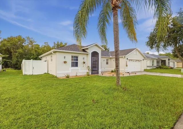 Photo 3 of Single family home for sale at 5156 Heatherstone Ct, Kissimmee, FL 34758 | MLS# L4964420 | Listing updated on 2026-09-22