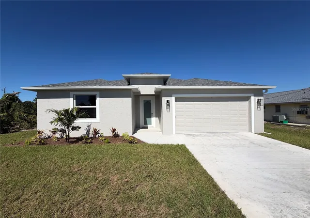 Single family home for sale at 10452 Greenway Ave, ENGLEWOOD, FL 34224 | MLS# A4703447