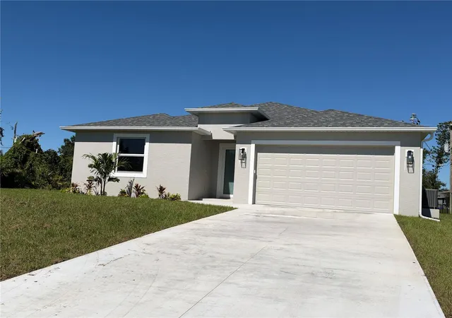 Photo 1 of Single family home for sale at 10452 Greenway Ave, Englewood, FL 34224 | MLS# A4703447 | Listing updated on 2026-10-23