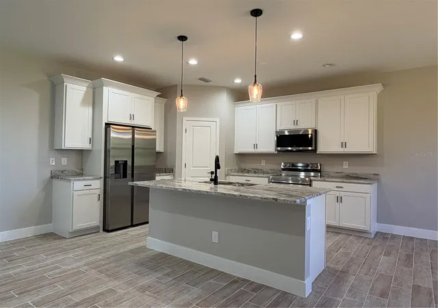 Photo 4 of Single family home for sale at 10452 Greenway Ave, Englewood, FL 34224 | MLS# A4703447 | Listing updated on 2026-10-23