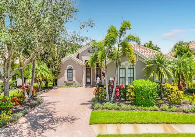 Photo 1 of Single family home for sale at 7668 Silverwood Ct, Lakewood Ranch, FL 34202 | MLS# TB8540407 | Listing updated on 2026-10-20