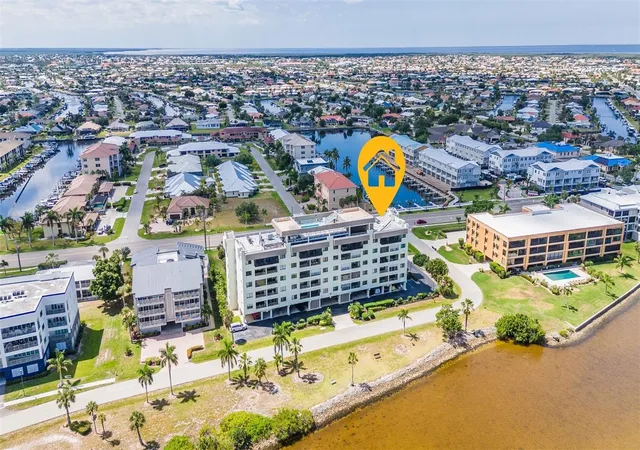 2nd image of 1500 Park Beach Cir #3B, Punta Gorda, FL 33950 | MLS# C7529768