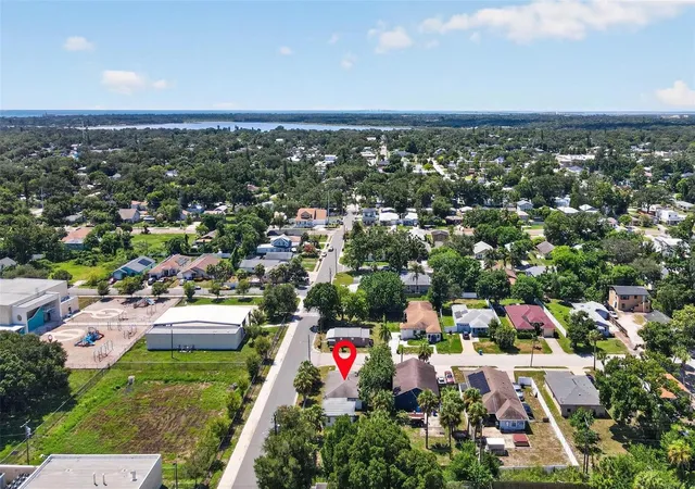 Photo 22 of Single family home for sale at 1901 Melrose Ave S, Saint Petersburg, FL 33712 | MLS# TB8540429 | Listing updated on 2026-09-02