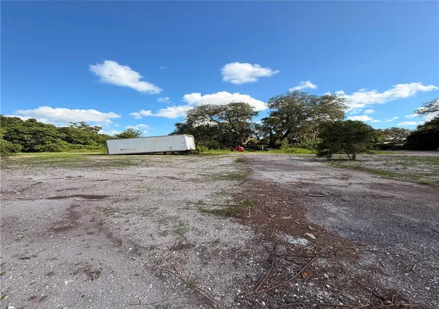 5th image of 11665 Timber Ridge Dr, Tampa, FL 33625 | MLS# TB8540431