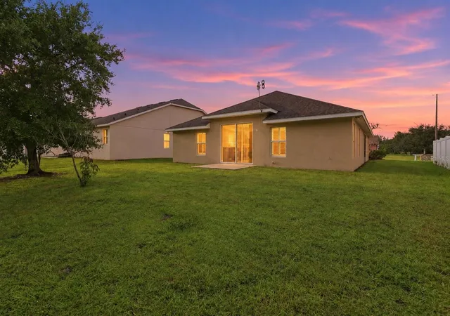 Photo 4 of Single family home for sale at 2621 Eagle Cliff Dr, Kissimmee, FL 34746 | MLS# P4939636 | Listing updated on 2026-10-04