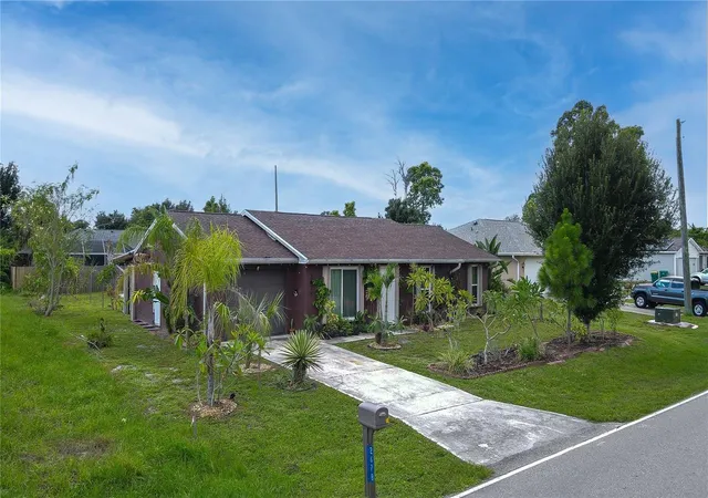 2nd image of 2678 Rock Creek Dr, Port Charlotte, FL 33948 | MLS# C7529772
